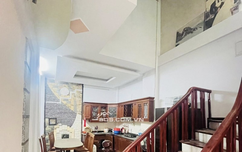 Nhà Yên Hòa - Phân Lô 3 Gác Tránh- 2 Nhà Ra Phố - Ngõ Thông Kinh Doanh